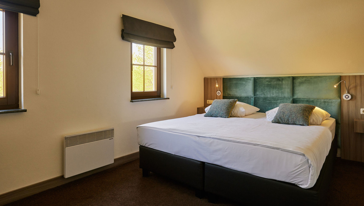 Sleeping room